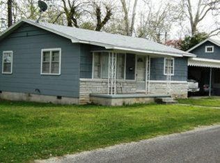 1701 E McDaniel St, Springfield, MO 65802