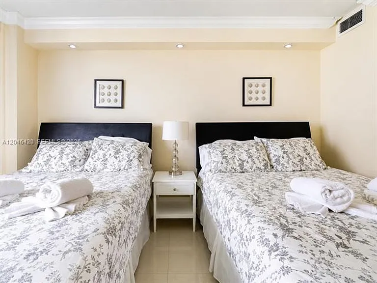19370 Collins Ave #CU-716 — Photo 13