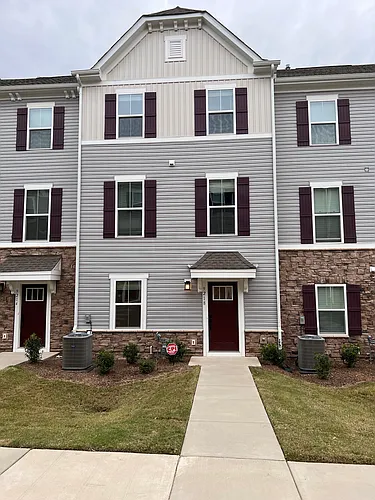 9218 Mallard Mills Dr Photo 1