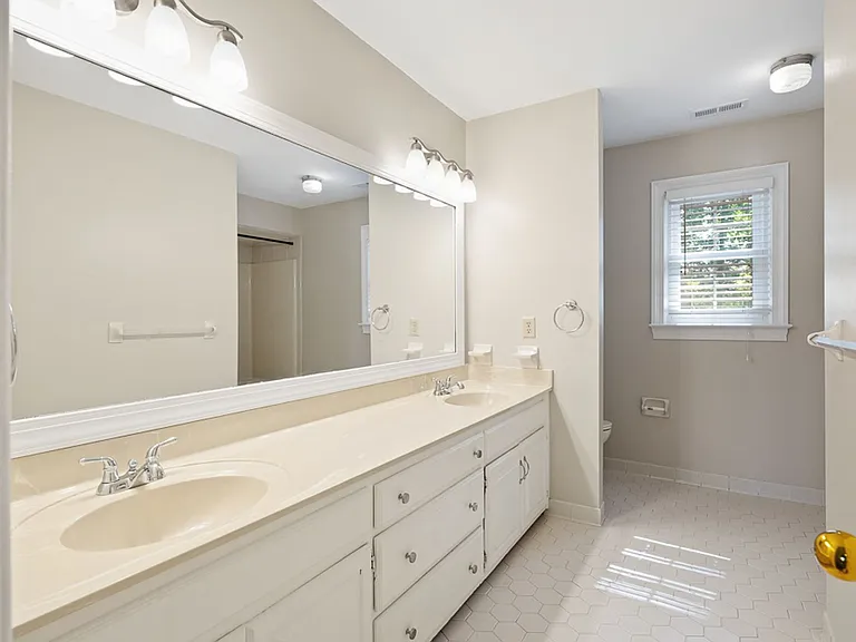 1309 Chelbrook Rd — Photo 32