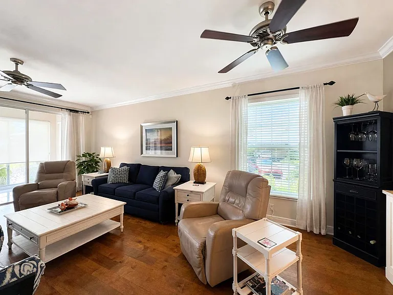 752 Wiggins Lake Dr #102 — Photo 12