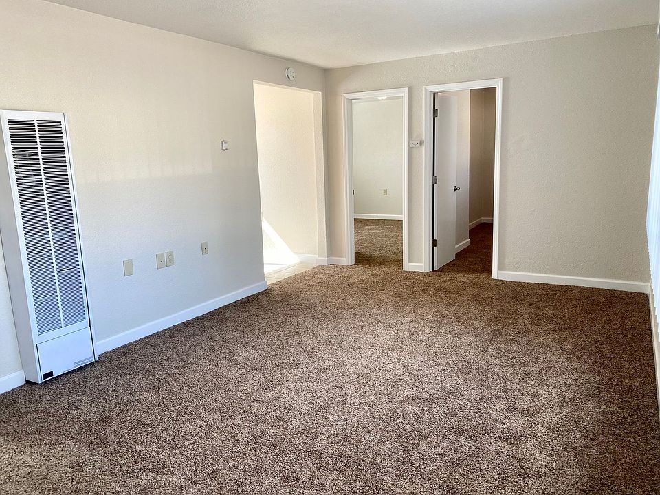 W20th 332 332 W 20th St Merced, CA Zillow Apartments for Rent in