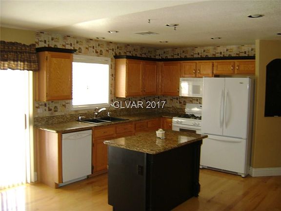 5th image of 7133 Junction Village Ave