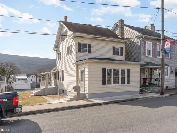 128 Vine St, Williamstown, PA 17098