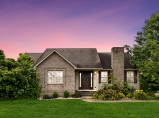 11 Cedar Point Dr, London, KY 40741