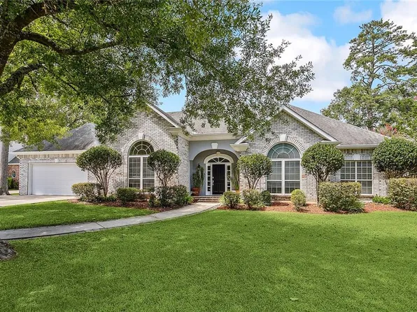 120 Fontainbleau Dr, Mandeville, LA 70471