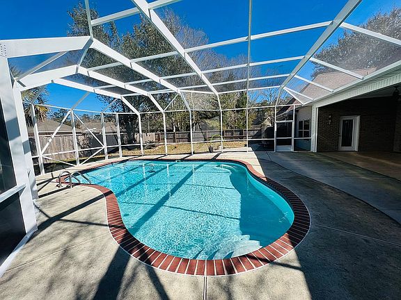 2nd image of 2531 Faulkner Ct