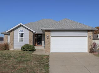 512 N Casady Dr, Republic, MO 65738