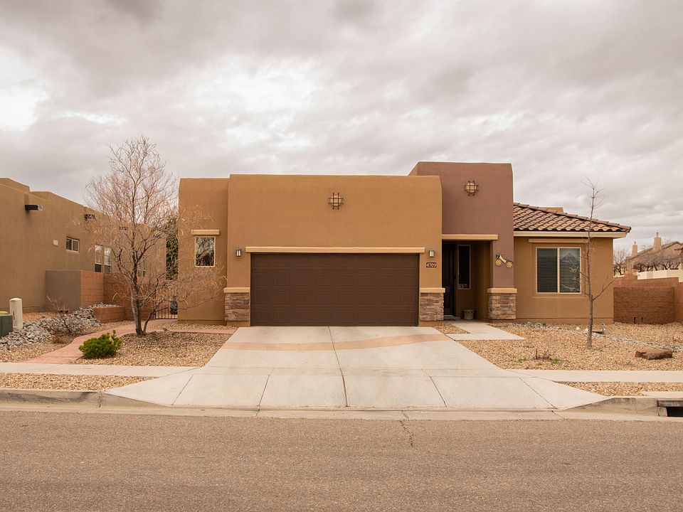 1st image of 4709 Almeria Dr NW