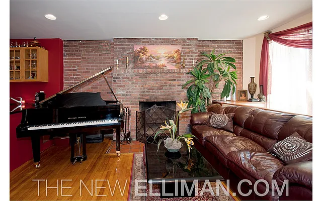 Rented by Douglas Elliman | media 9