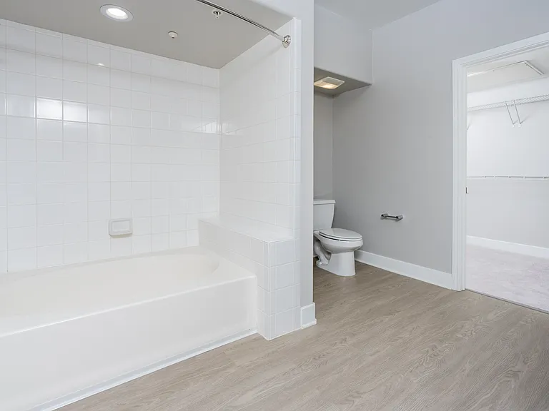 Paladia Luxury Apartments — Photo 82