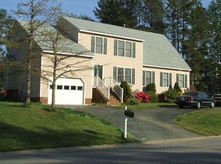 7911 Belmont Stakes Dr, Midlothian, VA 23112