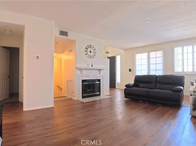 415 E Bougainvillea Ln — Photo 7