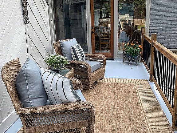 Upstairs Deck Seating Area