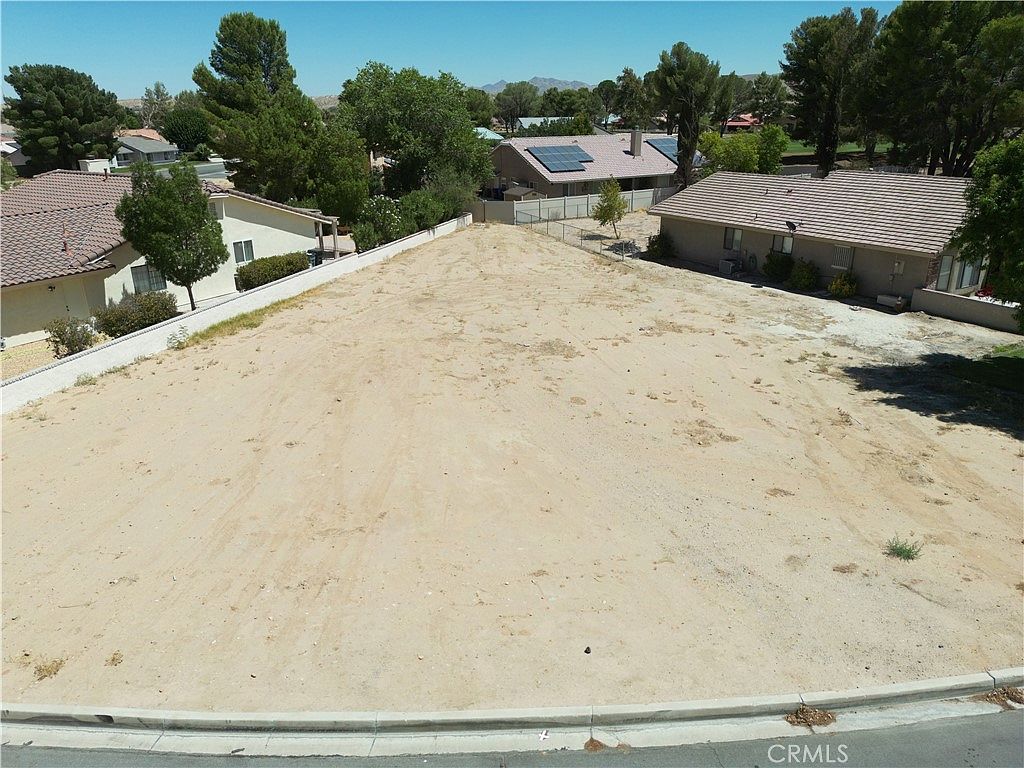 15047 Blue Grass Dr