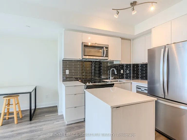 1461 Lawrence Ave W #1101 — Photo 8