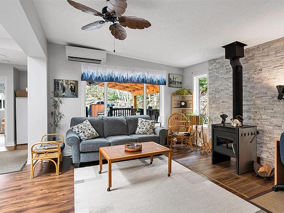 5th image of 9205 Nighthawk Rd