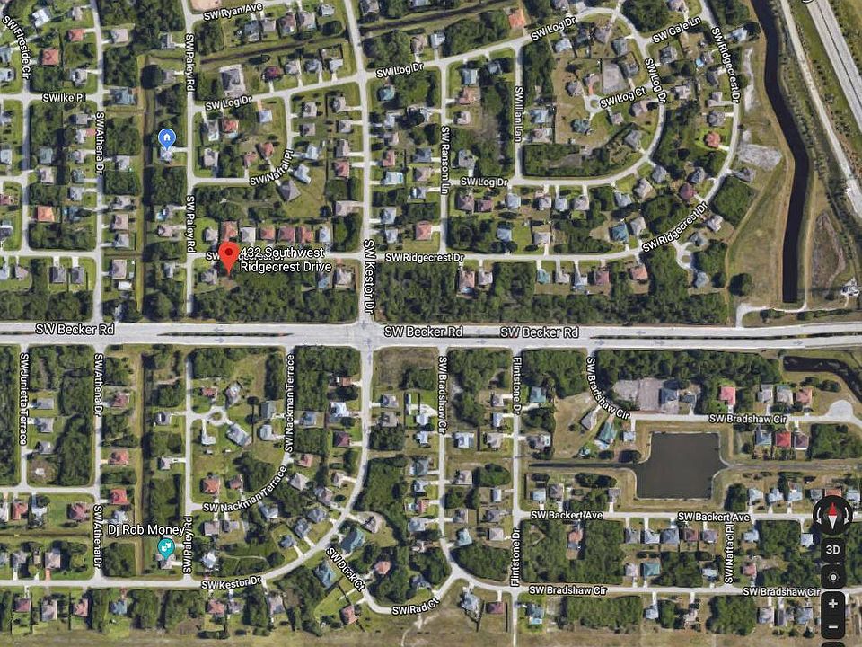 2nd image of 432 SW Ridgecrest Dr