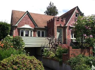 4120 50th Ave NE, Seattle, WA 98105