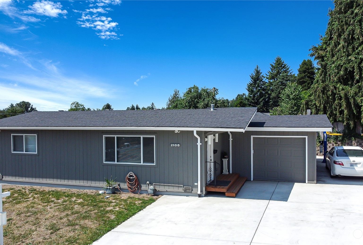 2108 NE 9th Street, Renton, WA 98056 Zillow