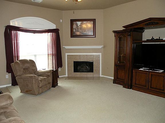 5th image of 12750 Great Sands Dr