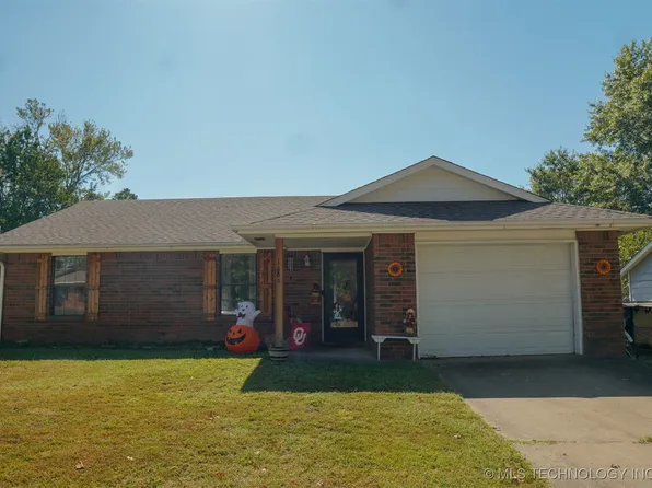 1003 E Maple St, Fort Gibson, OK 74434