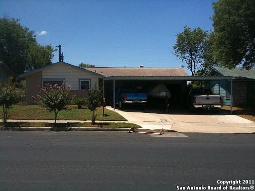 2nd image of 9019 W Yett Ave