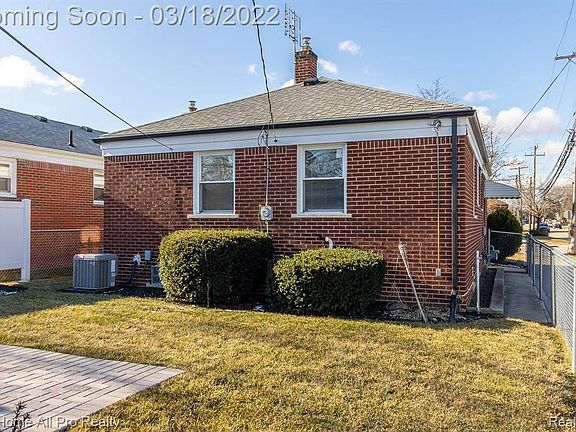 5th image of 14660 Horger Ave