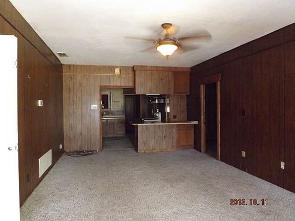 3rd image of 323 E 5th St