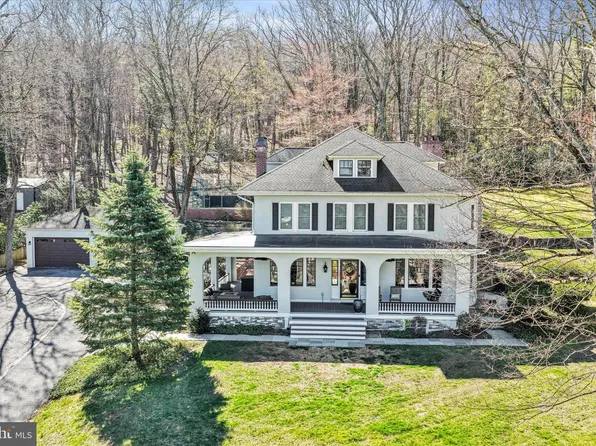 1801 Oak Rd, Pottsville, PA 17901