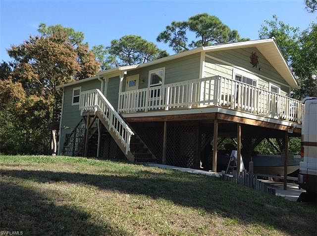 2nd image of 3550 Papaya St