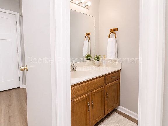 5th image of 7808 Holiday Hills Cir #A