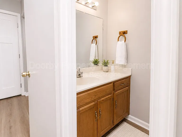 7808 Holiday Hills Cir #A — Photo 5