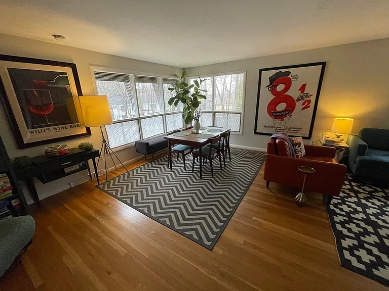 178 Beethoven Ave #- — Photo 5