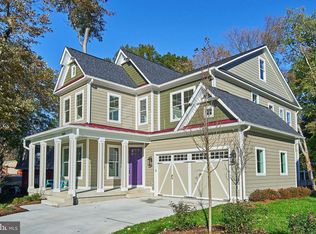 9005 Linton Ln, Alexandria, VA 22308