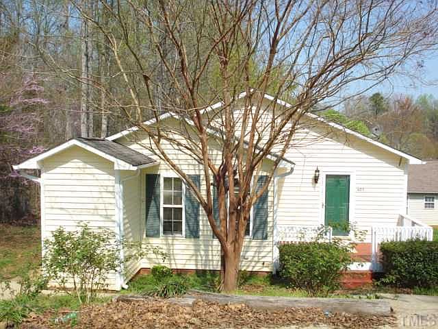 1st image of 405 Oakdale Dr