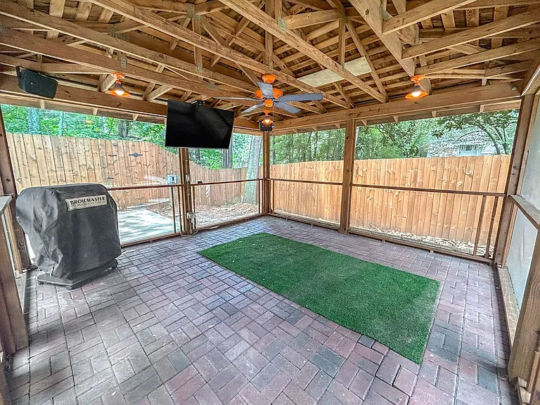 3340 Preakness Ct — Photo 39