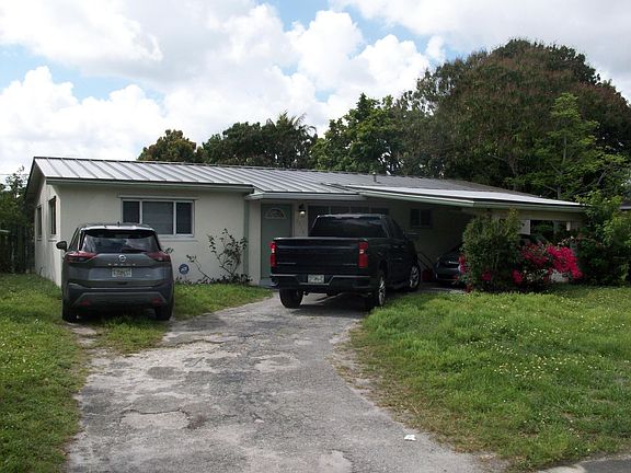 3rd image of 6210 NW 14th Place