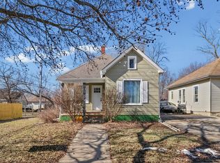 705 N Elm St, Champaign, IL 61820