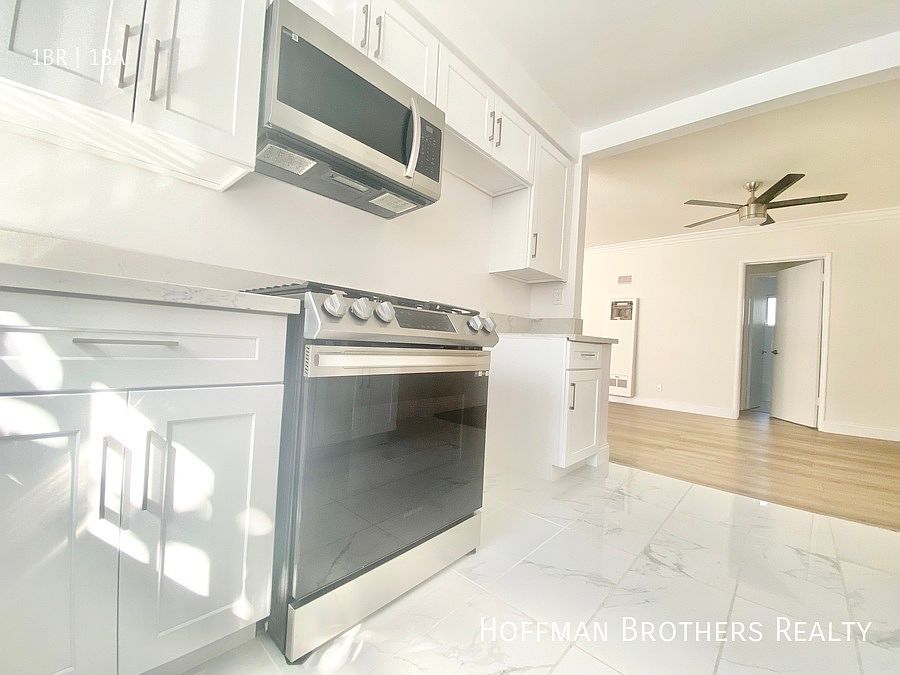 1st image of 12410 Chandler Blvd #4a9265fce
