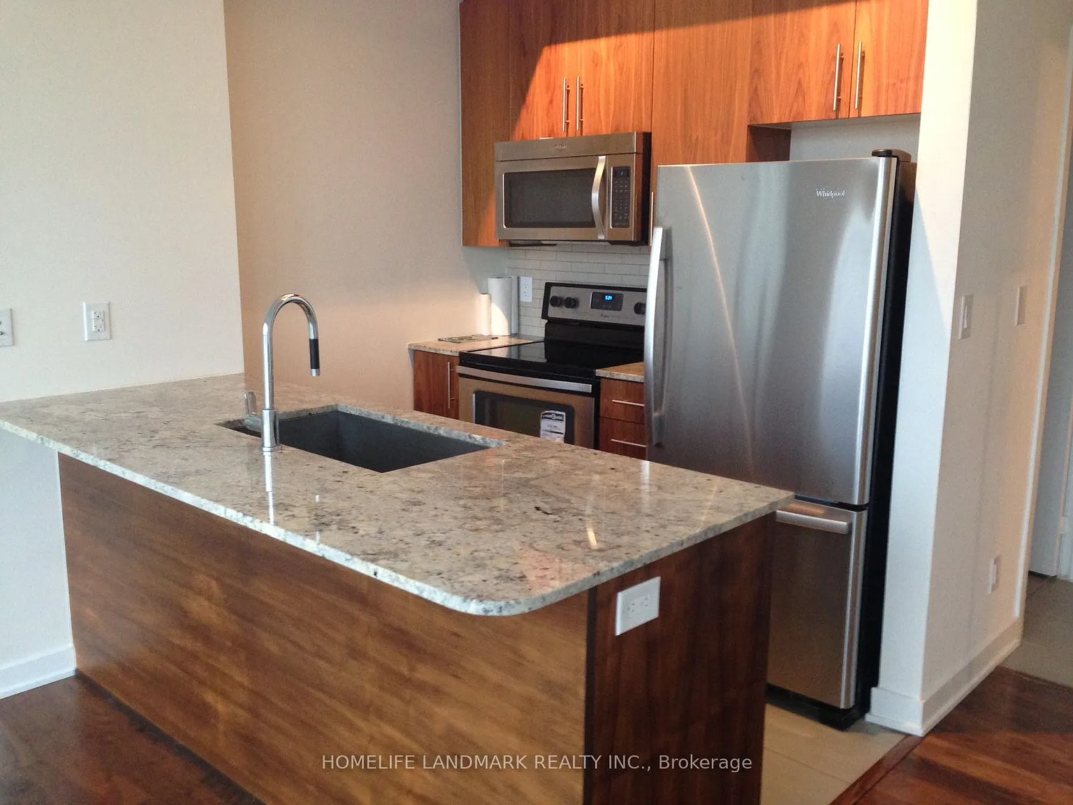 2 bed, $2,350 — Photo 2