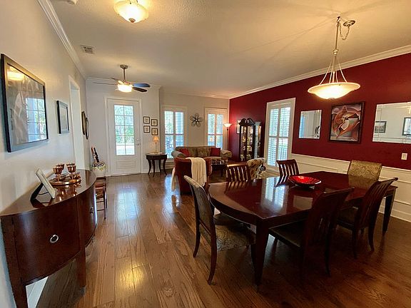 Dining & Living Area