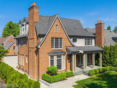 555 Baldwin Ct, Birmingham, MI, 48009