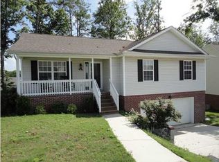 1889 Coffeetree Ln, Soddy Daisy, TN 37379