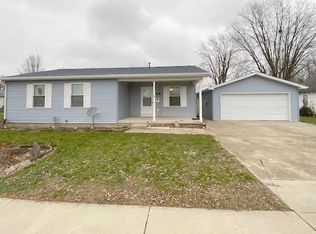 111 N East St, Charleston, IL