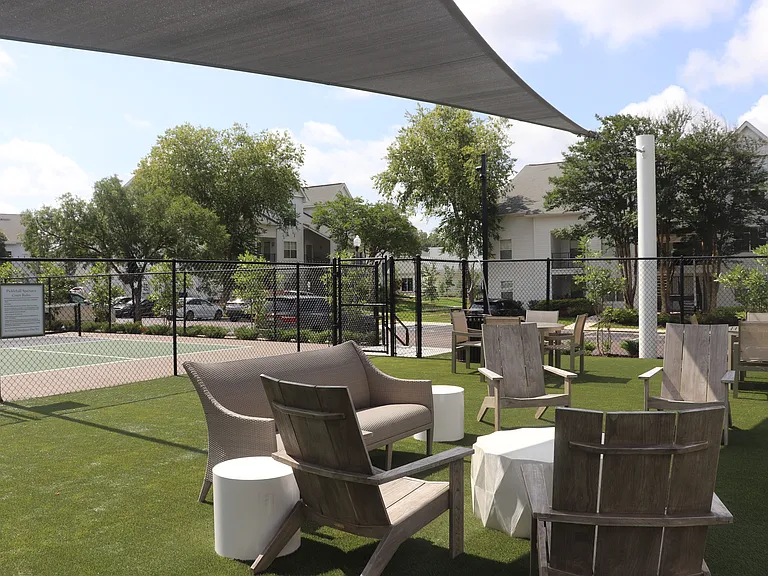 The Vineyard at Castlewoods Apartment Homes — Photo 23