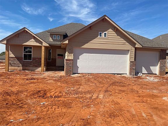 2nd image of 2413 Creekview Trl