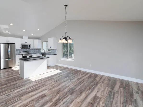 17163 Bakersfield Rd, Bend, OR 97707