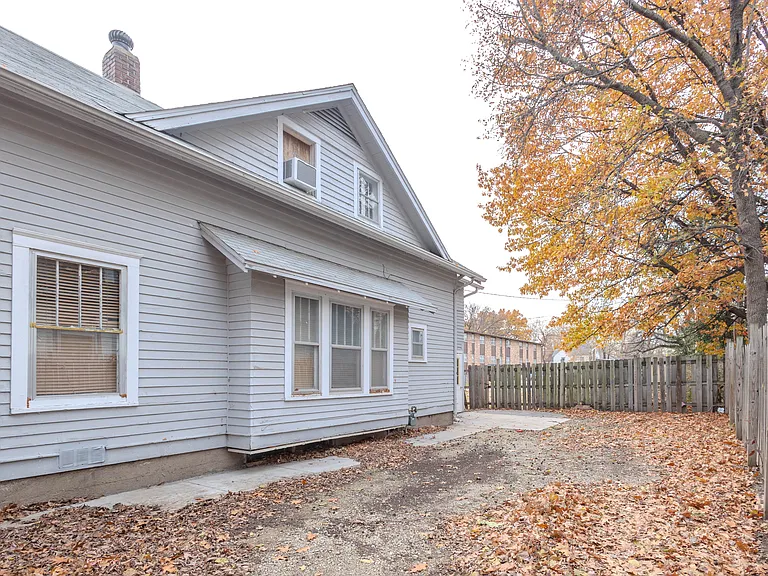 711 Osage St — Photo 24