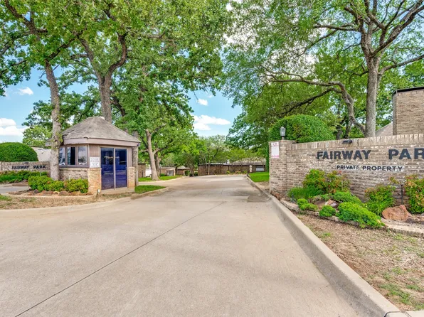 2719 Fairway Park St, Grand Prairie, TX 75050